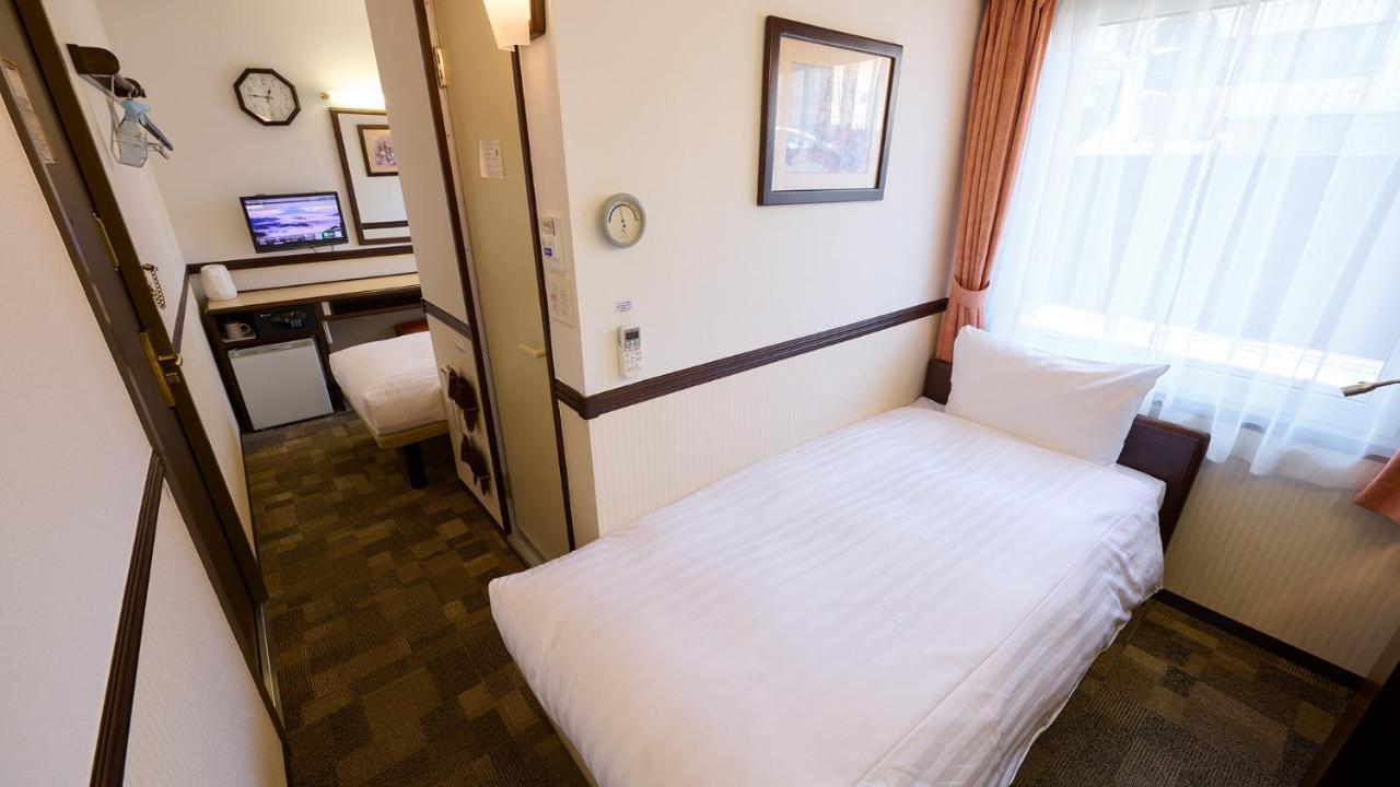 Toyoko Inn Tokyo Akigawa-Eki Kita-Guchi Akiruno Bagian luar foto