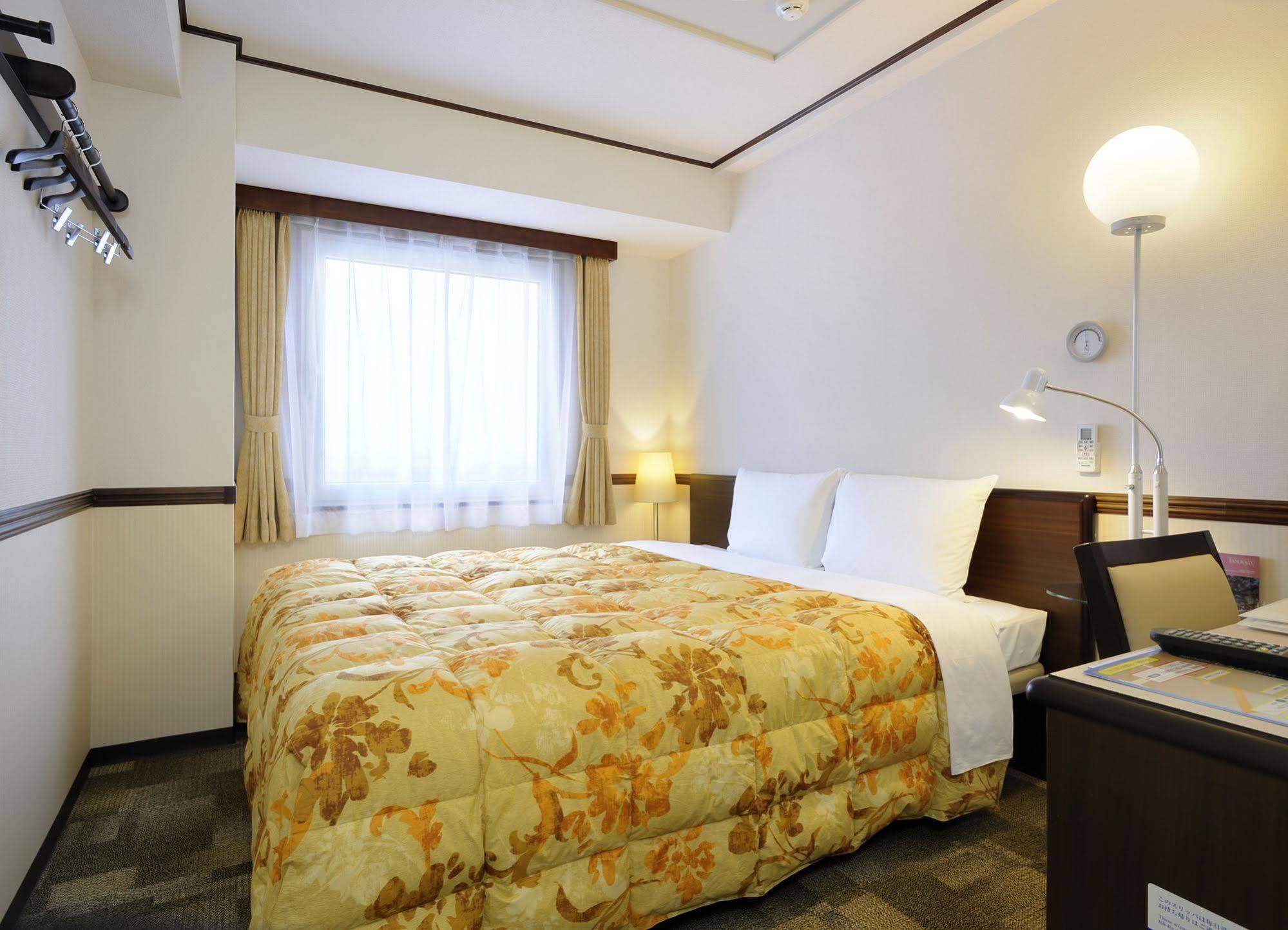 Toyoko Inn Tokyo Akigawa-Eki Kita-Guchi Akiruno Bagian luar foto